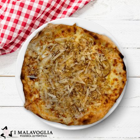 Pizza noci e pera